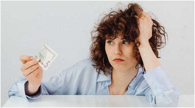 How Does Changing Your Mindset Reduce Overspending?